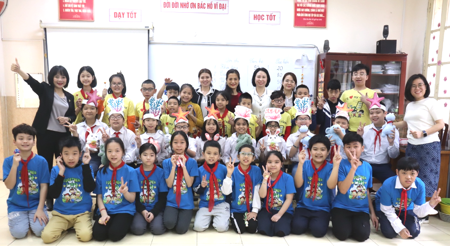 CÁC EM HỌC SINH KHỐI TIỂU HỌC HÒA NHẬP SÔI NỔI THAM GIA HỘI VUI HỌC TẬP 5