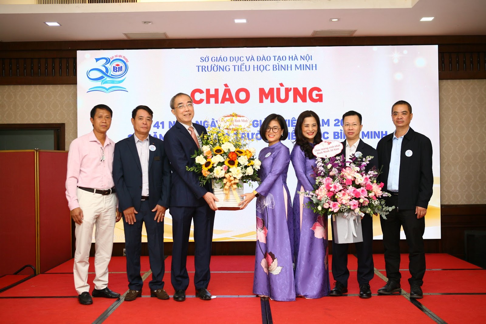 CHÀO MỪNG 41 NĂM NGÀY NHÀ GIÁO VIỆT NAM  20/11 - KỶ NIỆM 30 NĂM THÀNH LẬP TRƯỜNG TIỂU HỌC BÌNH MINH 13