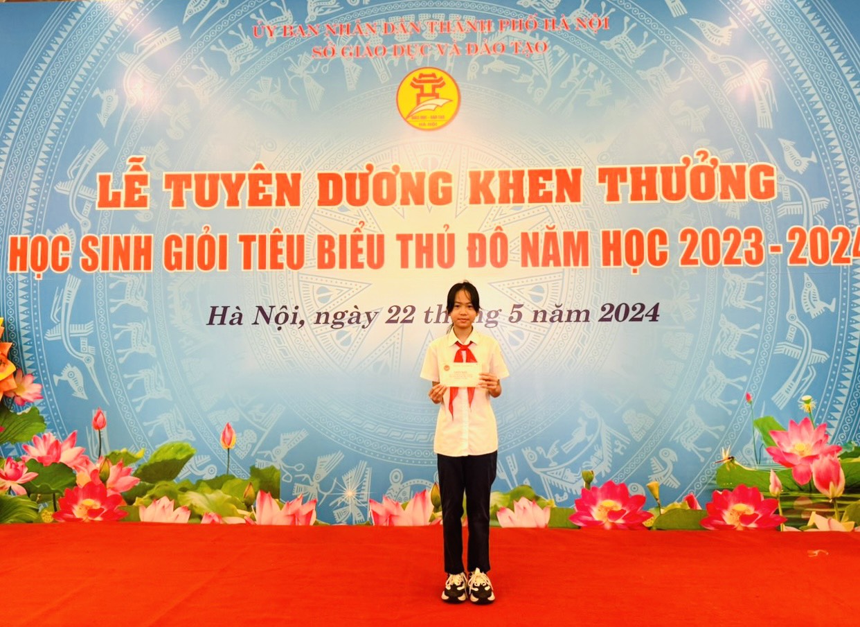 Dự Lễ tuyên dương khen thưởng học sinh giỏi tiêu biểu Thủ đô năm học 2023-2024 3