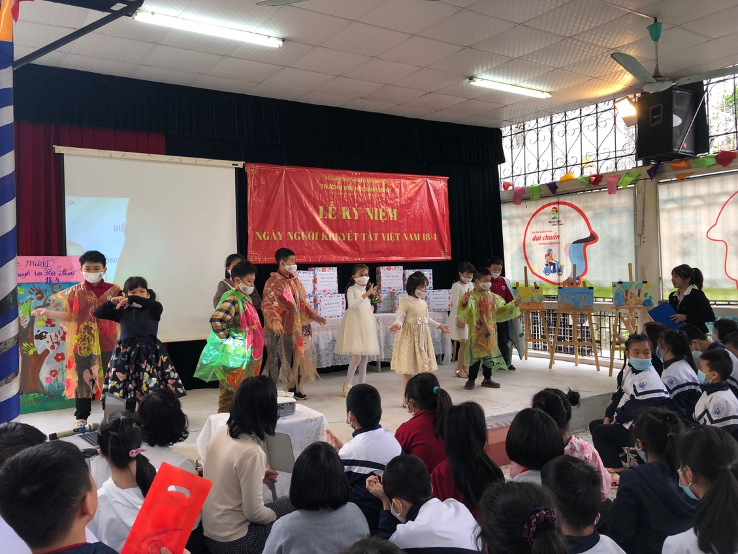 HÃY LUÔN DÀNH THẬT NHIỀU SỰ YÊU THƯƠNG, SẺ CHIA VỚI NHỮNG BẠN HỌC SINH ĐẶC BIỆT. 12