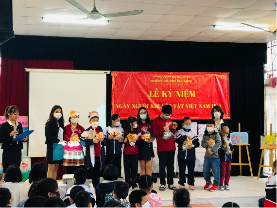 HÃY LUÔN DÀNH THẬT NHIỀU SỰ YÊU THƯƠNG, SẺ CHIA VỚI NHỮNG BẠN HỌC SINH ĐẶC BIỆT. 5