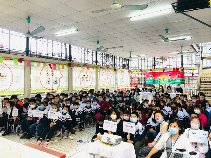 HÃY LUÔN DÀNH THẬT NHIỀU SỰ YÊU THƯƠNG, SẺ CHIA VỚI NHỮNG BẠN HỌC SINH ĐẶC BIỆT.