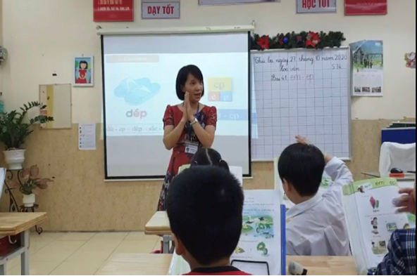 Hoạt động chào mừng Ngày Nhà giáo Việt Nam 20-11 của thầy trò trường Tiểu học Bình Minh 3