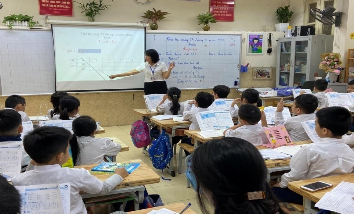Hoạt động chào mừng Ngày Nhà giáo Việt Nam 20-11 của thầy trò trường Tiểu học Bình Minh 4