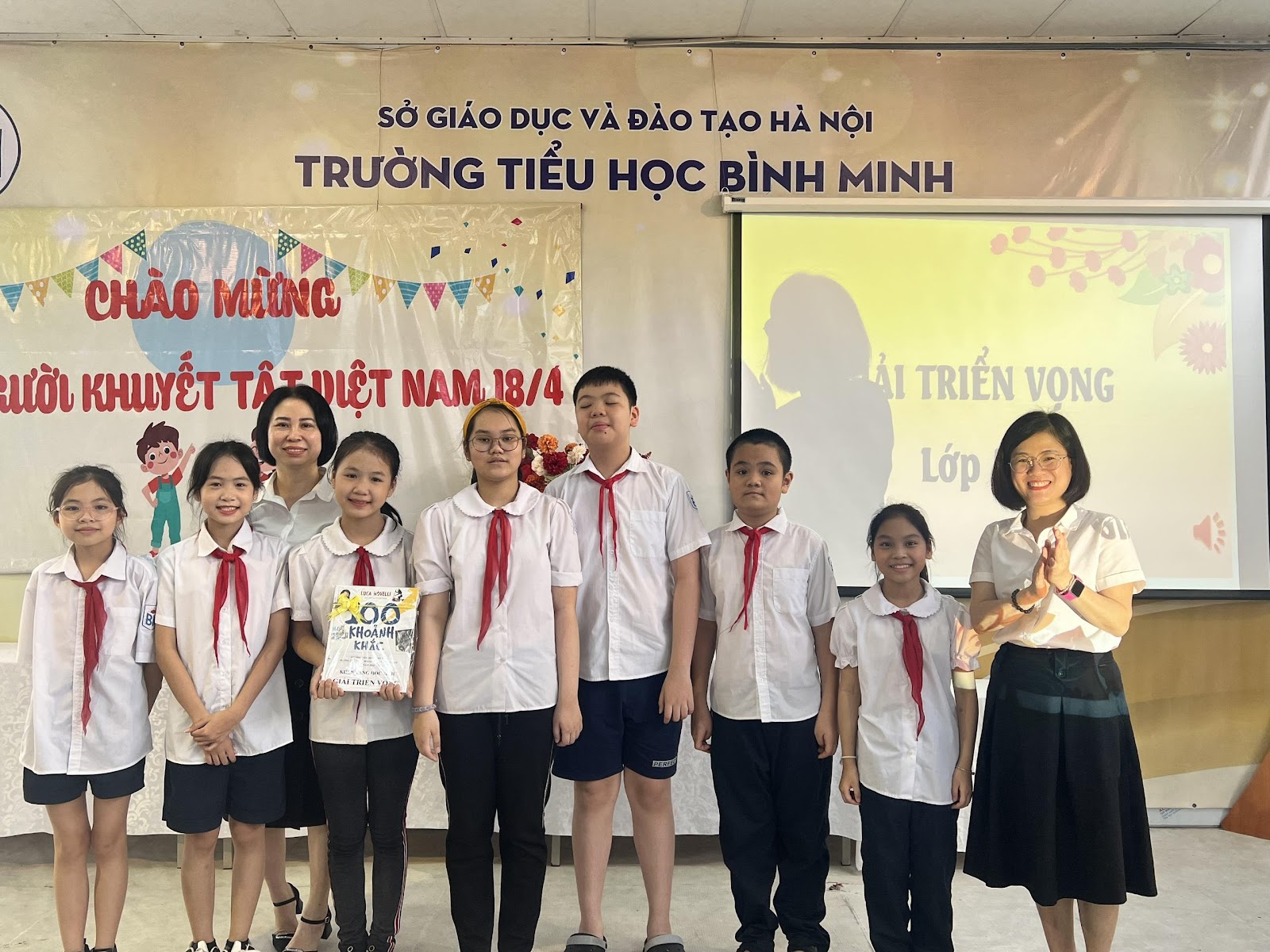HỌC SINH BÌNH MINH SÔI NỔI THAM GIA CÁC HOẠT ĐỘNG HƯỞNG ỨNG NGÀY HỘI SÁCH VIỆT NAM 21/4 – NGÀY SÁCH VÀ BẢN QUYỀN THẾ GIỚI 23/4 9