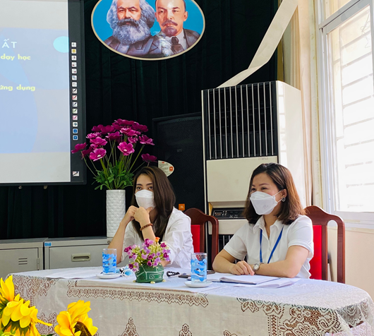HỘI NGHỊ CÁN BỘ, GIÁO VIÊN, NHÂN VIÊN NĂM HỌC 2021- 2022 10