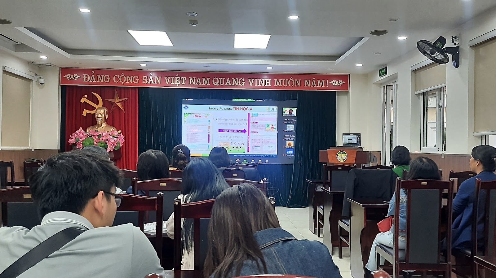 HỘI NGHỊ GIỚI THIỆU SÁCH GIÁO KHOA LỚP 4 CHƯƠNG TRÌNH GIÁO DỤC PHỔ THÔNG 2018 4