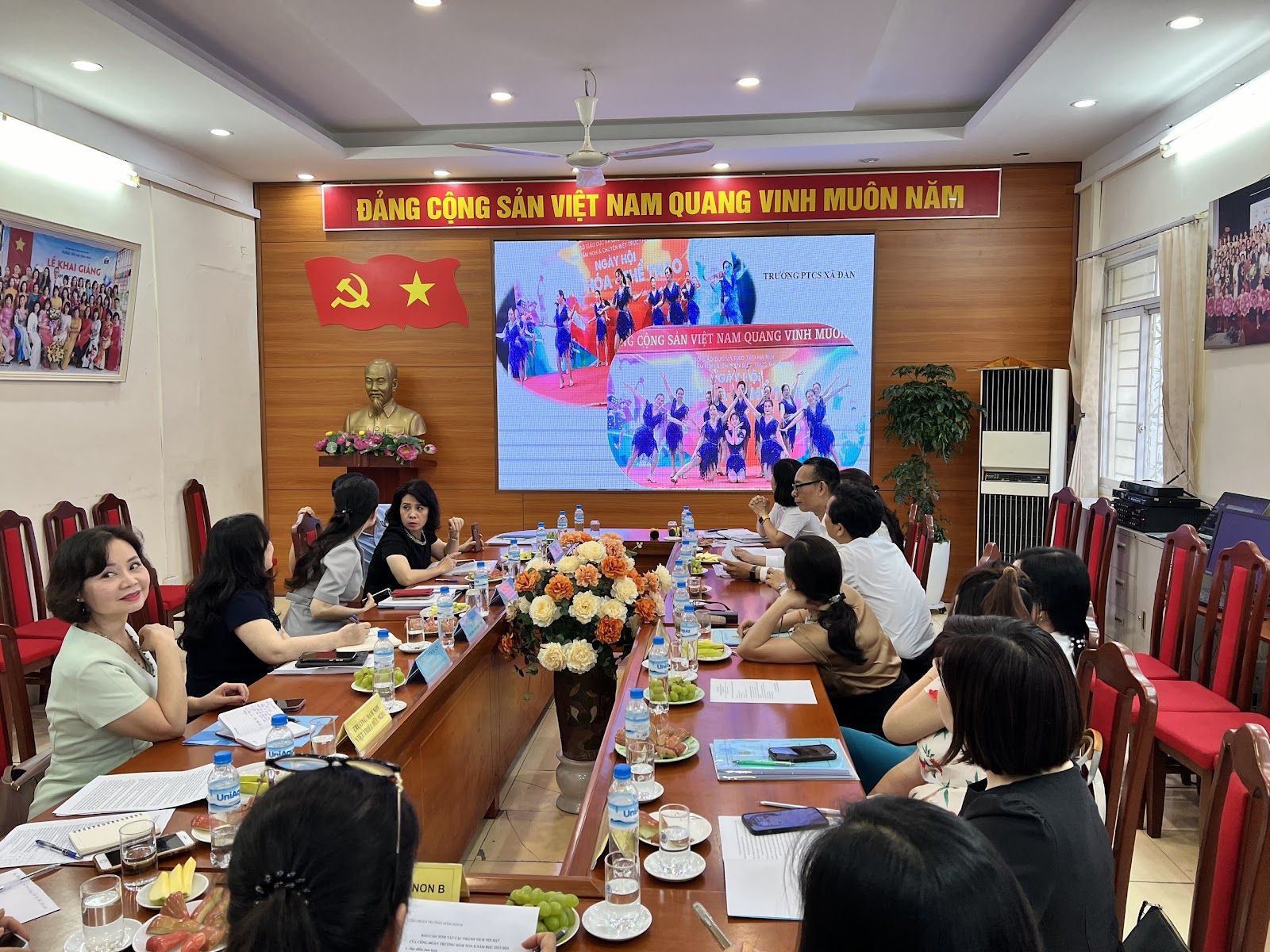 HỘI NGHỊ TỔNG KẾT HOẠT ĐỘNG CÔNG ĐOÀN CỤM TRƯỜNG  MẦM NON VÀ CHUYÊN BIỆT TRỰC THUỘC NĂM HỌC 2023 - 2024 3