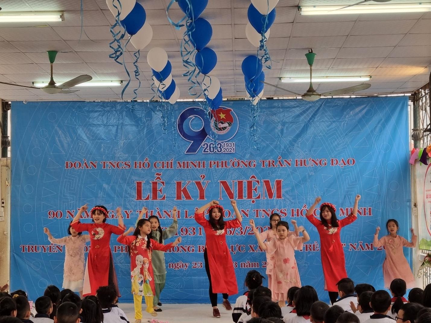 HƯƠNG SẮC BÌNH MINH 9