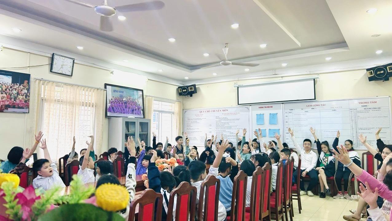 KHAI XUÂN CÂU LẠC BỘ “GIỜ ĐỌC VUI VẺ” – MỞ TRANG SÁCH MỚI 3