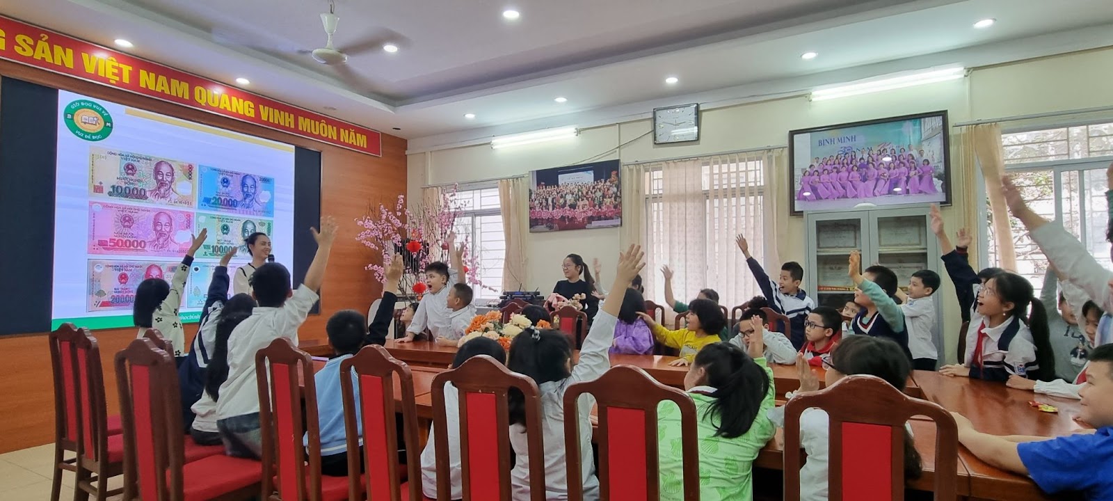 KHAI XUÂN CÂU LẠC BỘ “GIỜ ĐỌC VUI VẺ” – MỞ TRANG SÁCH MỚI 6