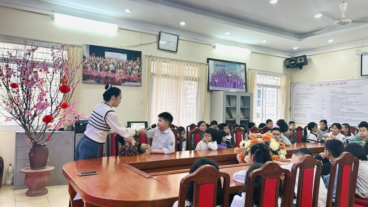 KHAI XUÂN CÂU LẠC BỘ “GIỜ ĐỌC VUI VẺ” – MỞ TRANG SÁCH MỚI 9