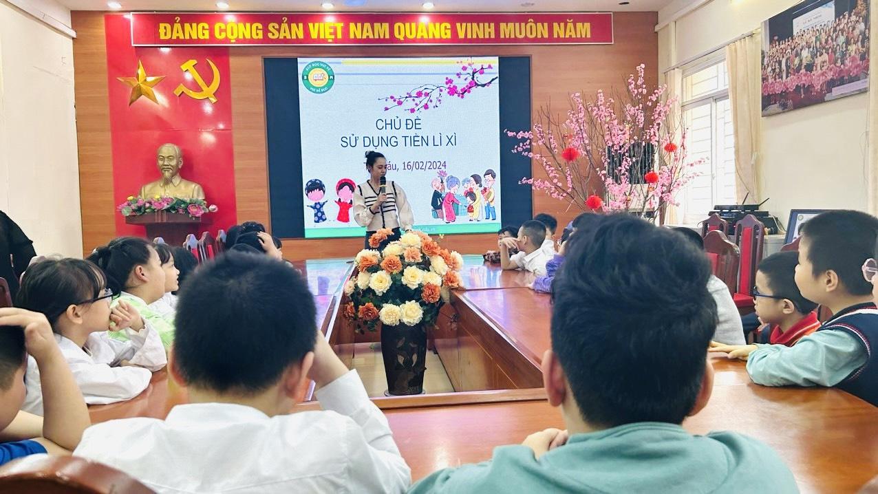 KHAI XUÂN CÂU LẠC BỘ “GIỜ ĐỌC VUI VẺ” – MỞ TRANG SÁCH MỚI