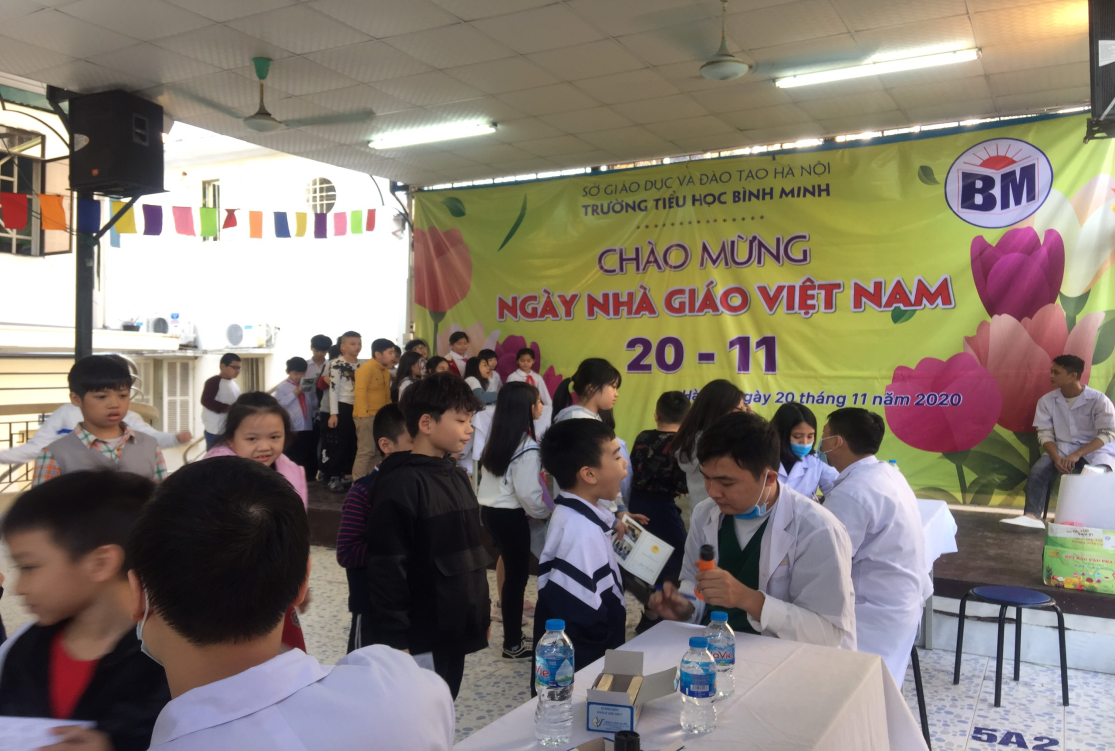 Khám sức khỏe định kỳ cho học sinh năm học 2020 - 2021 1