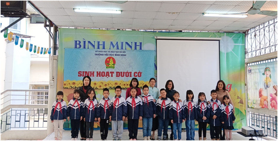 KHĂN QUÀNG THẮM VAI EM 6
