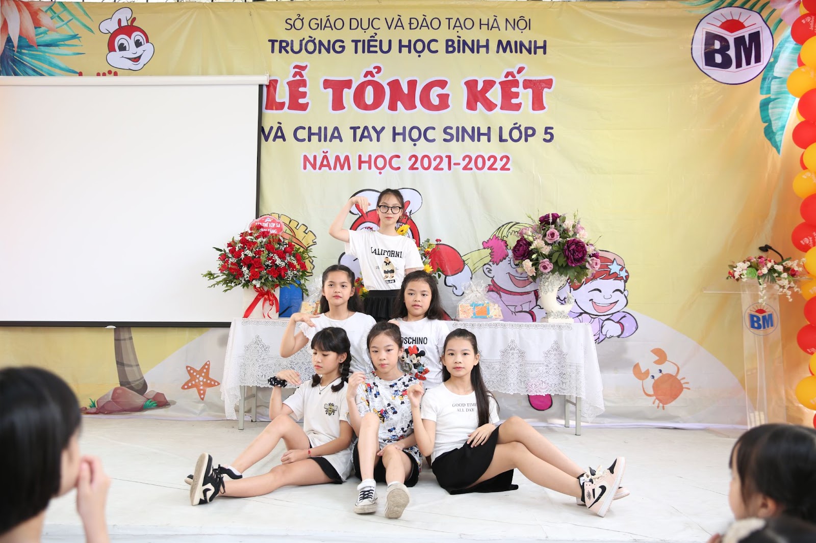 LỄ TỔNG KẾT NĂM HỌC VÀ CHIA TAY HỌC SINH KHỐI NĂM  NĂM HỌC 2021-2022 11