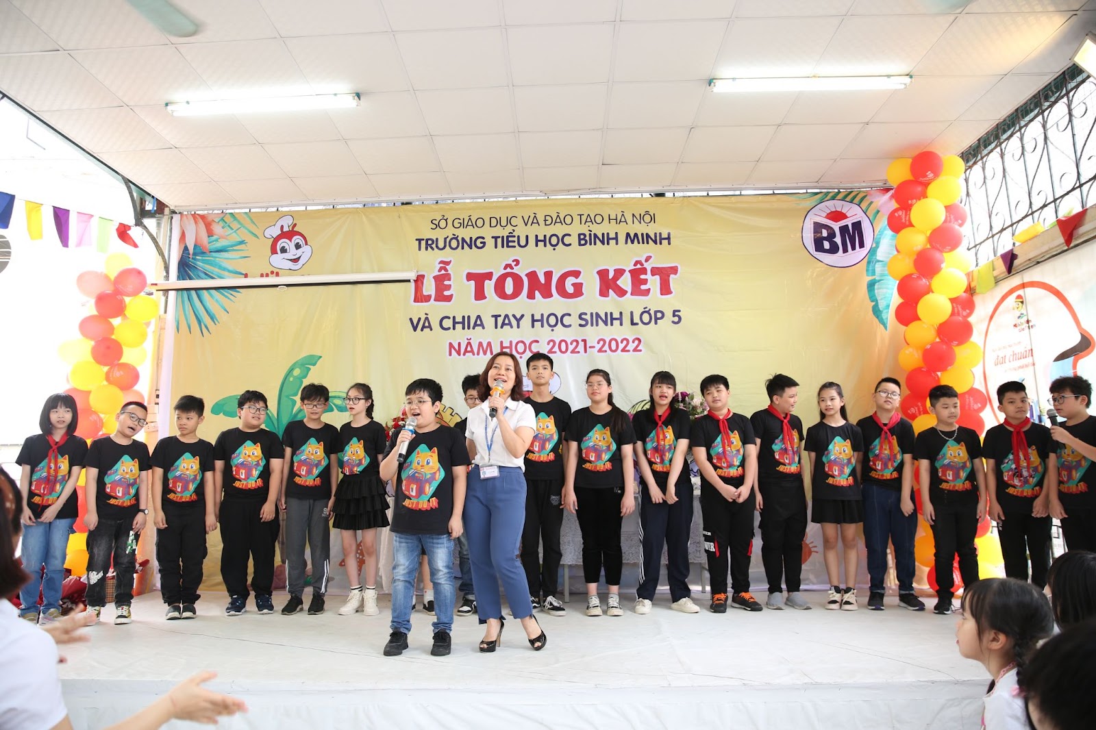 LỄ TỔNG KẾT NĂM HỌC VÀ CHIA TAY HỌC SINH KHỐI NĂM  NĂM HỌC 2021-2022 14