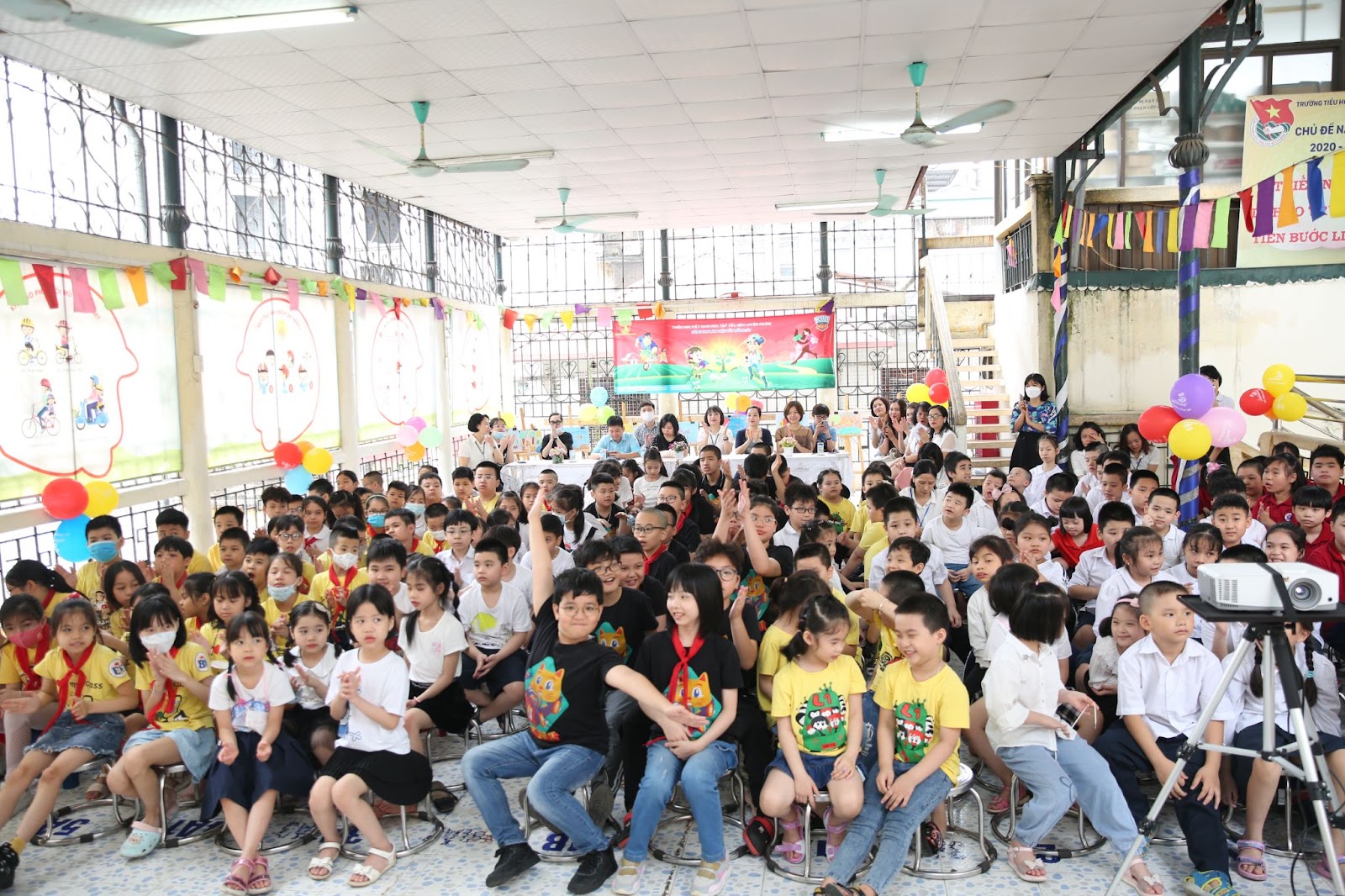 LỄ TỔNG KẾT NĂM HỌC VÀ CHIA TAY HỌC SINH KHỐI NĂM  NĂM HỌC 2021-2022 2
