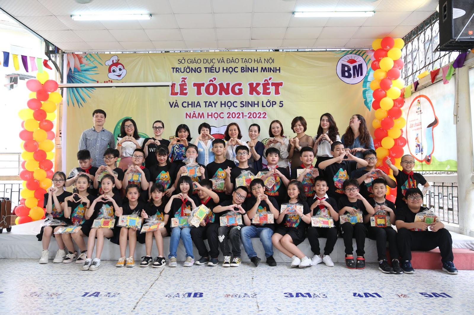 LỄ TỔNG KẾT NĂM HỌC VÀ CHIA TAY HỌC SINH KHỐI NĂM  NĂM HỌC 2021-2022 23