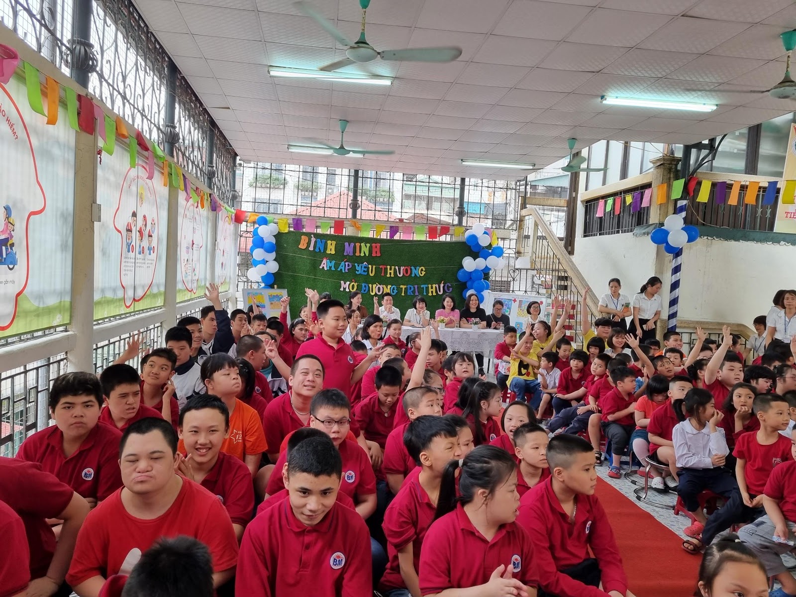 ĐẾN TRƯỜNG EM ĐƯỢC HỌC NHIỀU ĐIỀU HAY 8
