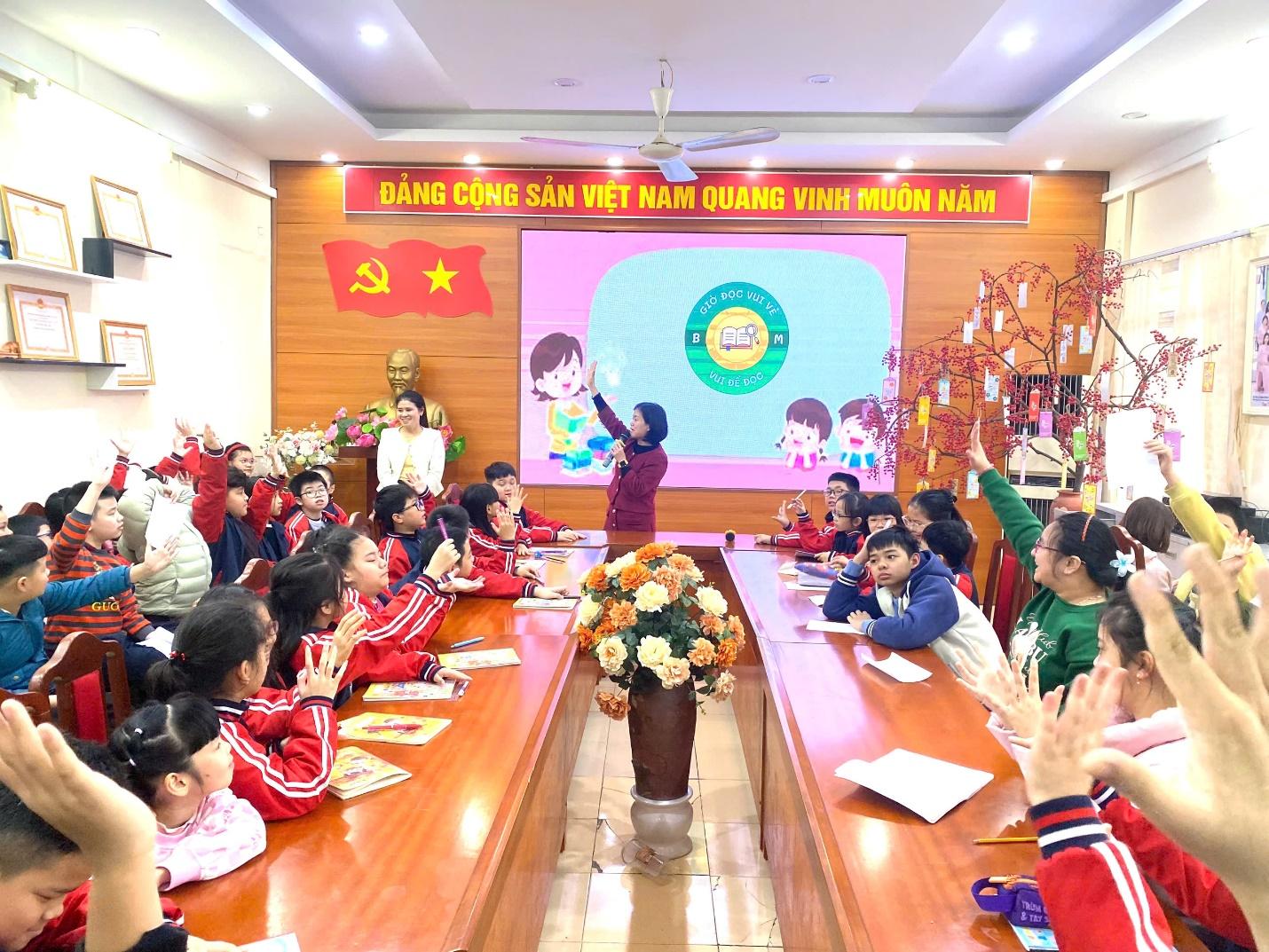 MỖI TUẦN MỘT CUỐN SÁCH HAY, MỘT CÂU CHUYỆN ĐẸP, MỘT TẤM GƯƠNG SÁNG 5