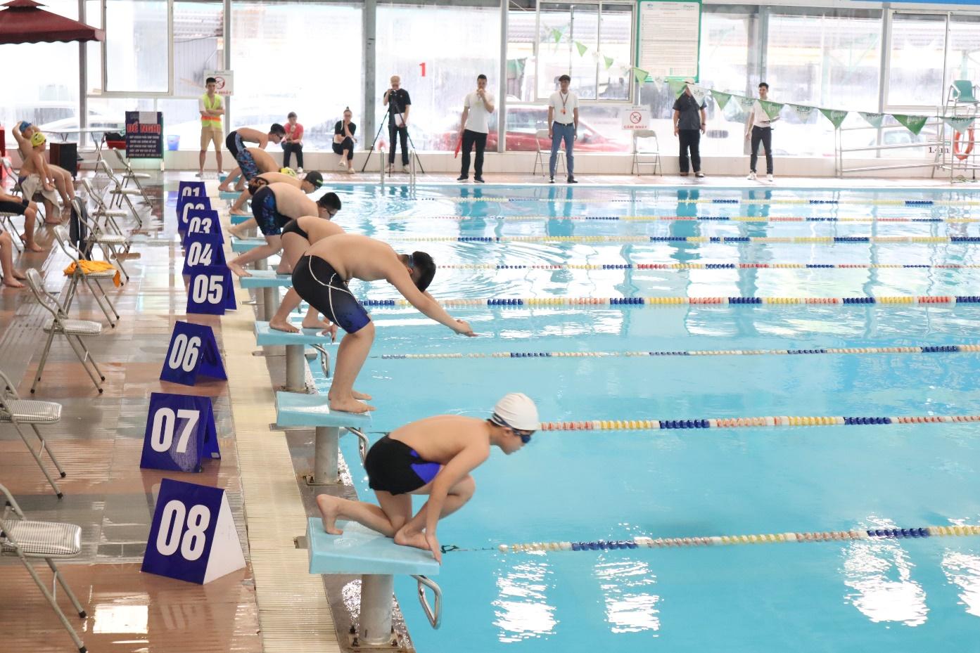 NGÀY HỘI DÀNH CHO  NHỮNG HỌC SINH YÊU BƠI CỦA HÀ NỘI 4
