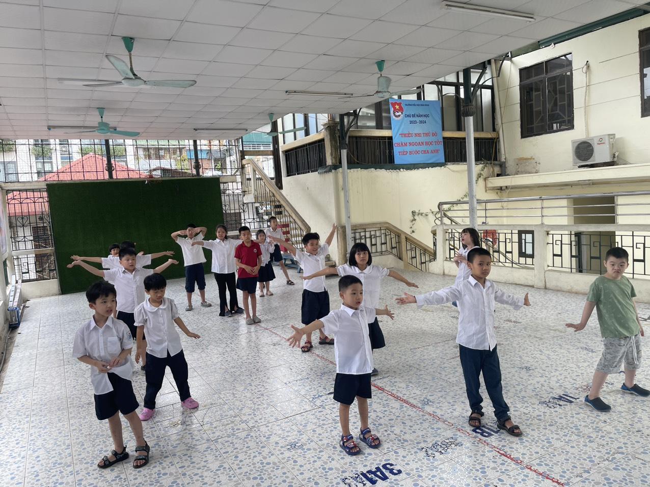 NHỮNG BUỔI HỌC ĐẦU NĂM HỌC MỚI 7
