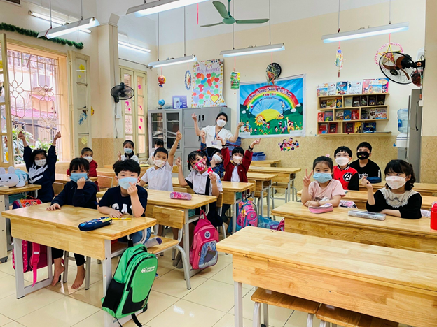 NIỀM VUI NGÀY ĐẾN TRƯỜNG. 12
