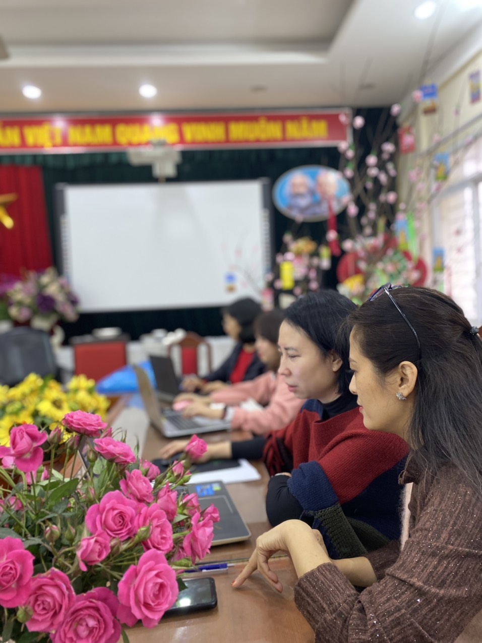 SINH HOẠT CHUYÊN MÔN X Y DỰNG KẾ HOẠCH GIÁO DỤC CÁ NH N - N NG CAO CHẤT LƯỢNG HỌC TẬP CHO HỌC SINH KHUYẾT TẬT 7