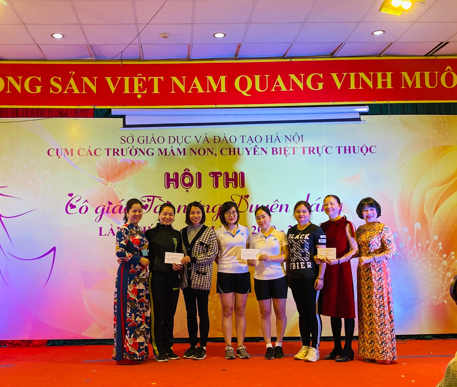Sôi nổi tham gia Ngày hội Văn hóa thể thao và   Hội thi Cô giáo tài năng duyên dáng  lần thứ VI