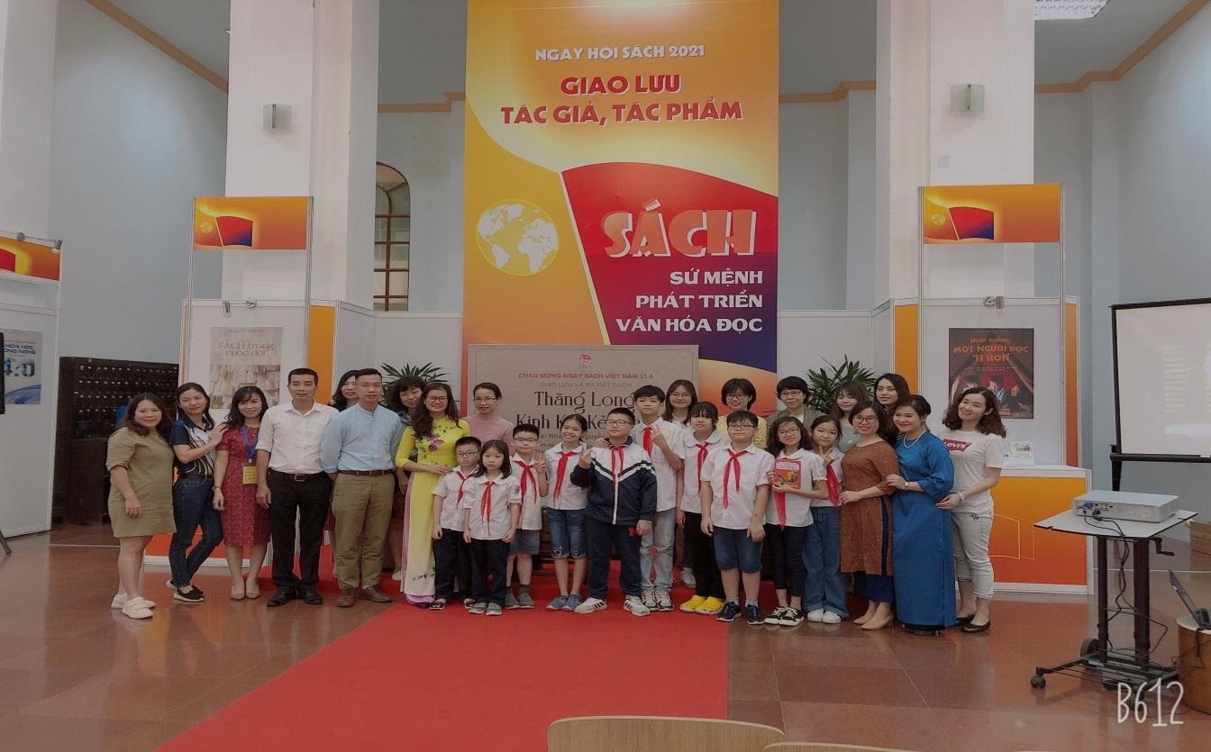 THAM GIA NGÀY HỘI SÁCH TẠI THƯ VIỆN QUỐC GIA VIỆT NAM 2
