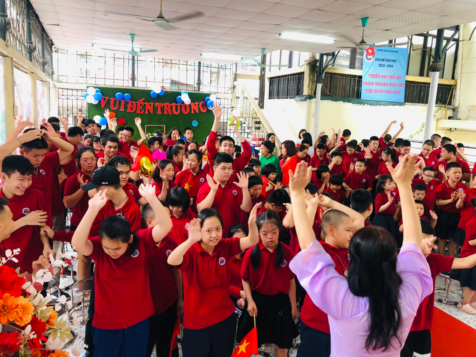 Trường Tiểu học Bình Minh chào đón năm học mới 2023 – 2024 10