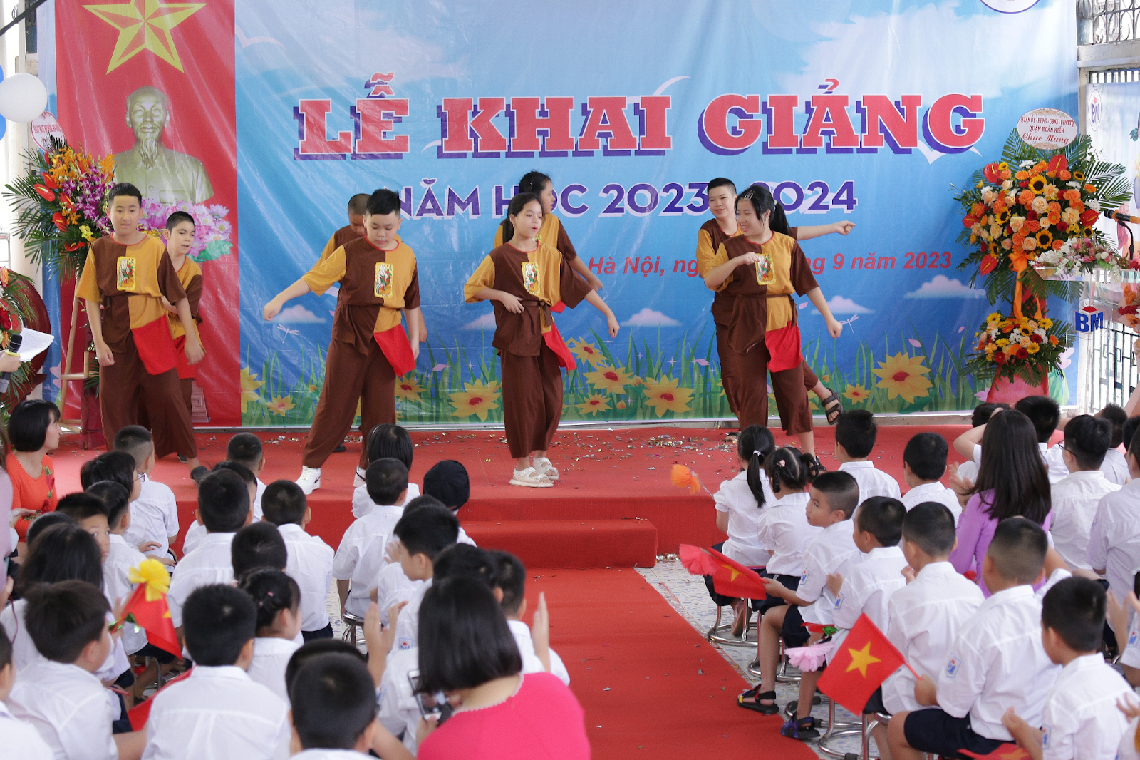 Trường Tiểu học Bình Minh chào đón năm học mới 2023 – 2024 12