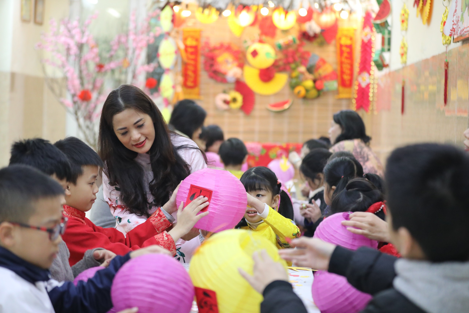 🌸 TRƯỜNG TIỂU HỌC BÌNH MINH ĐÓN XUÂN GIÁP THÌN VỚI CHƯƠNG TRÌNH EM YÊU TẾT 🌸 5