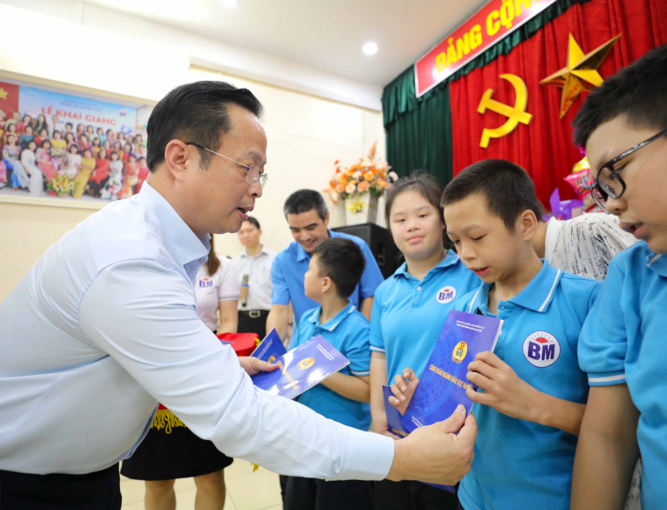 TRƯỜNG TIỂU HỌC BÌNH MINH - RỘN RÀNG TIẾNG TRỐNG TRĂNG RẰM 1