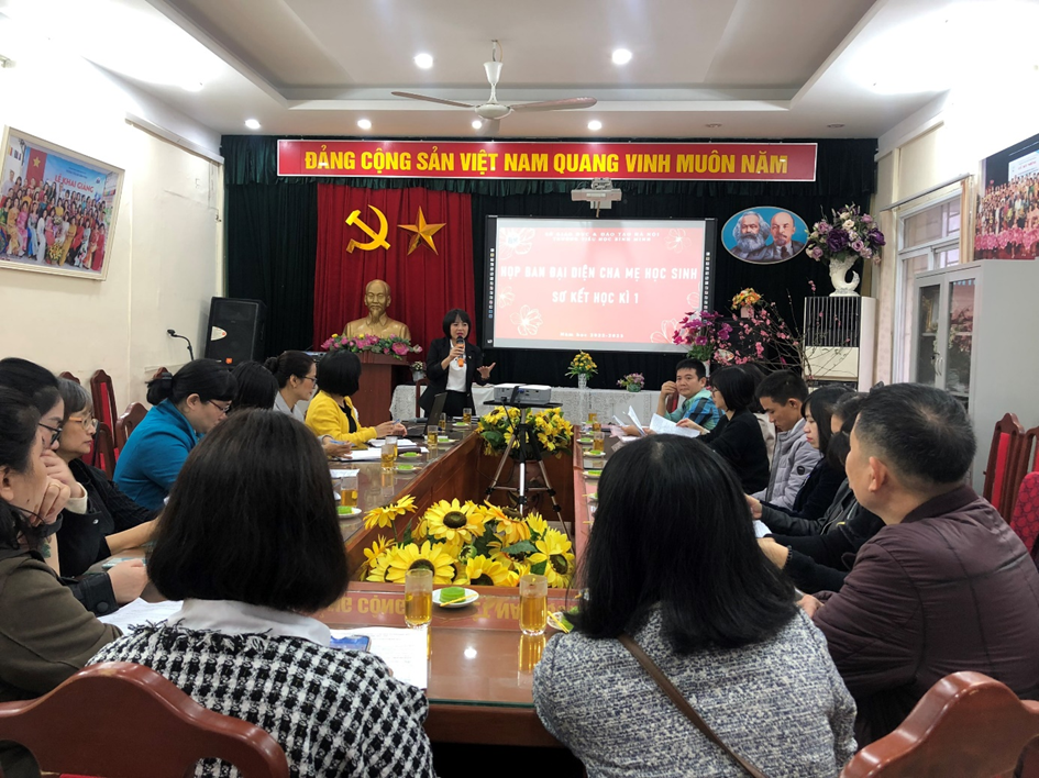 Trường tiểu học Bình Minh tổ chức buổi họp phụ huynh học sinh Sơ kết học kỳ I năm học 2022-2023. 1