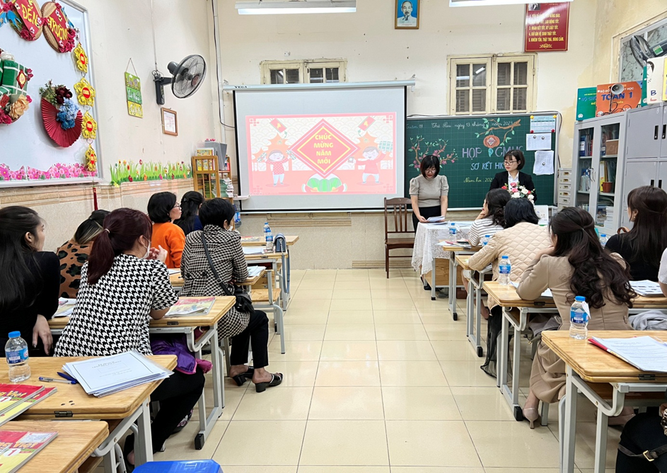 Trường tiểu học Bình Minh tổ chức buổi họp phụ huynh học sinh Sơ kết học kỳ I năm học 2022-2023. 9