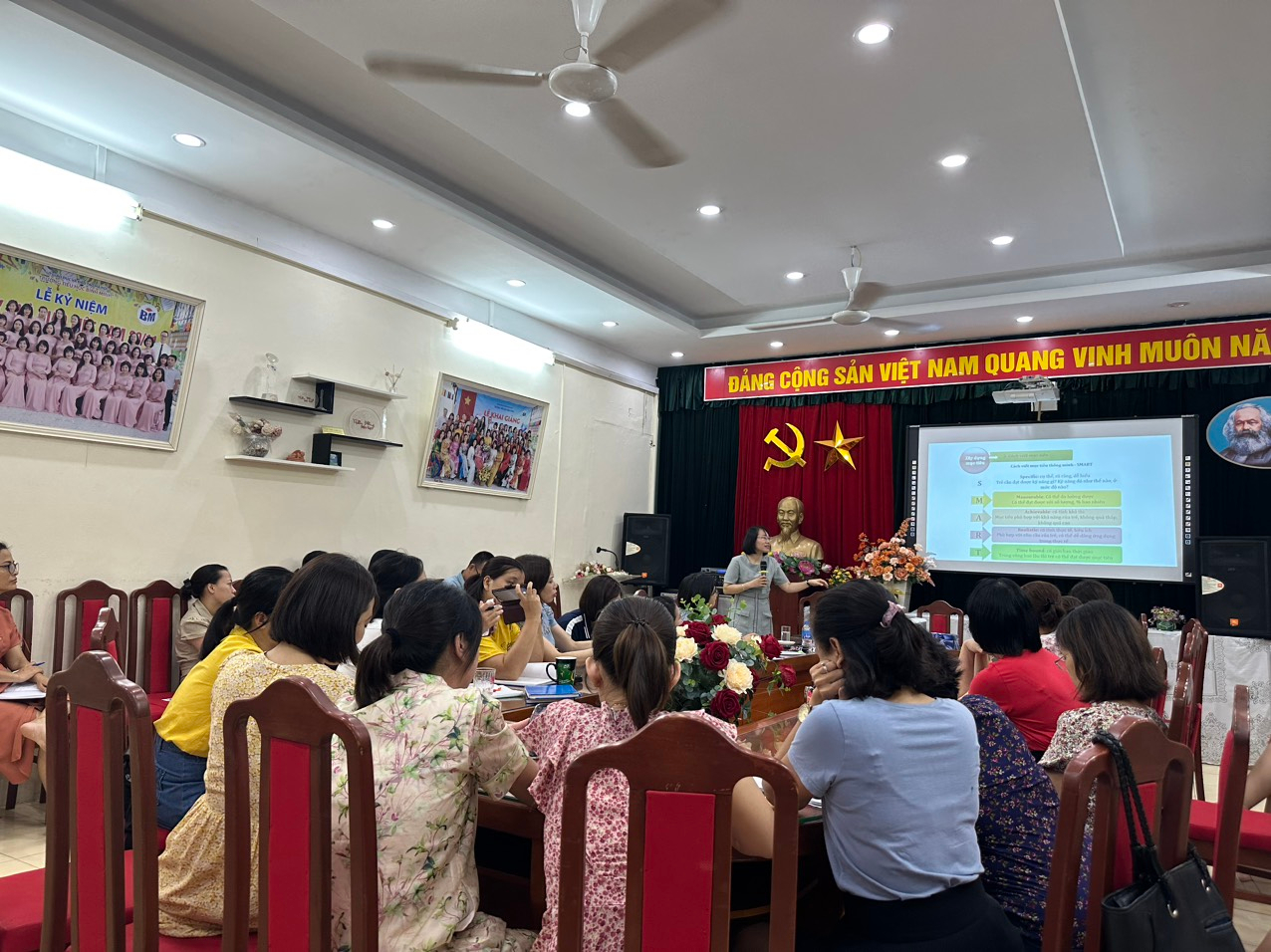Trường tiểu học Bình Minh tổ chức thành công chuyên đề bồi dưỡng “xây dựng kế hoạch giáo dục cá nhân cho học sinh tiểu học” 2