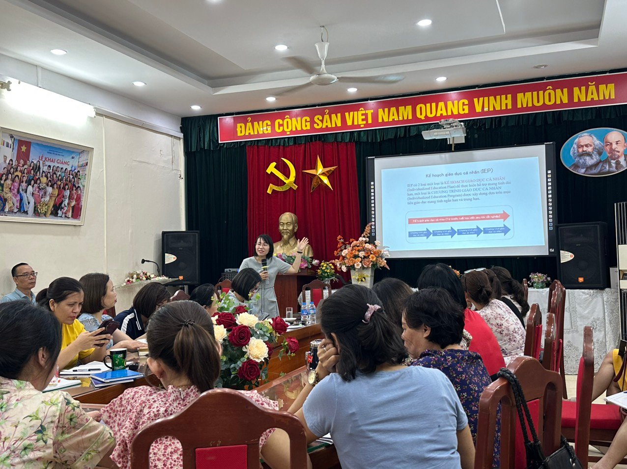 Trường tiểu học Bình Minh tổ chức thành công chuyên đề bồi dưỡng “xây dựng kế hoạch giáo dục cá nhân cho học sinh tiểu học” 3