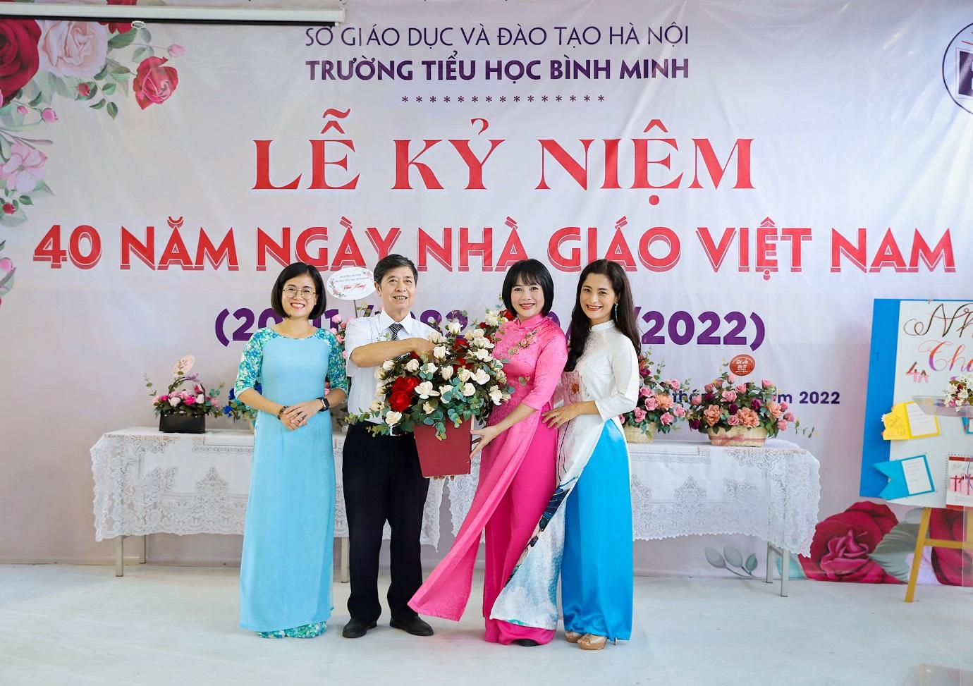  TƯNG BỪNG KỈ NIỆM 40 NGÀY NHÀ GIÁO VIỆT NAM 8