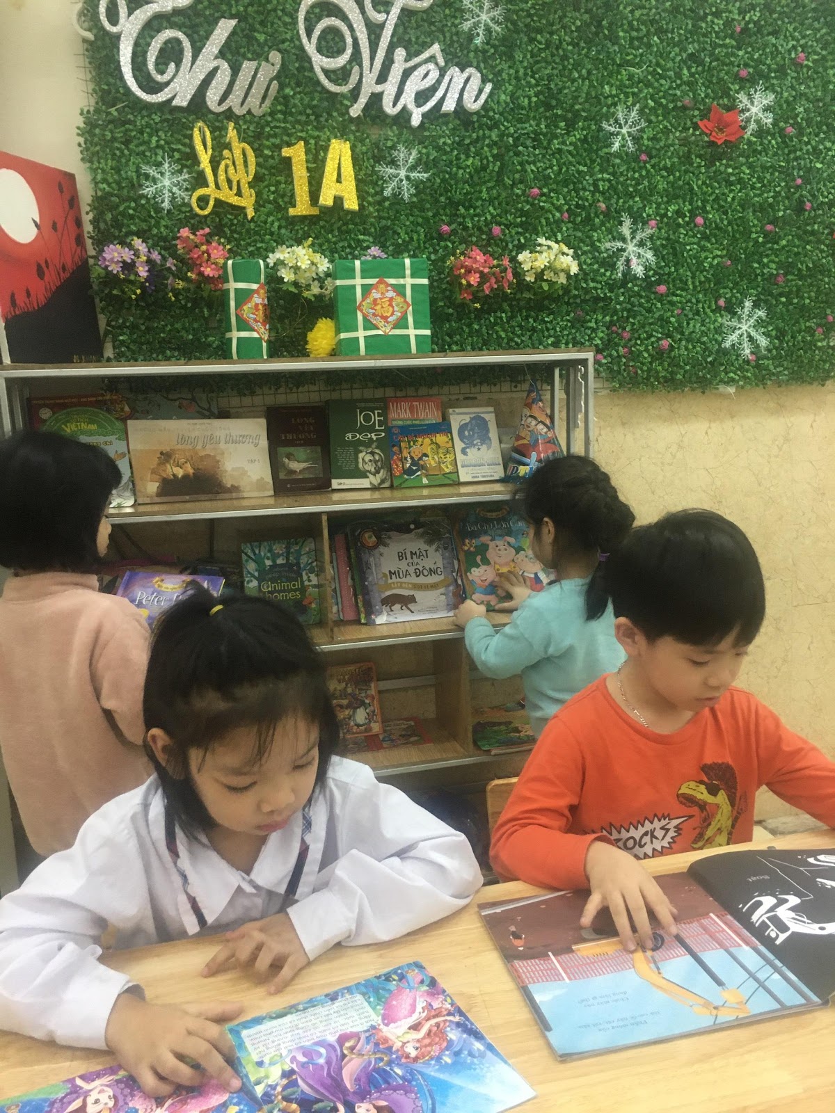 Xây dựng mô hình “ Góc thư viện lớp em”  10