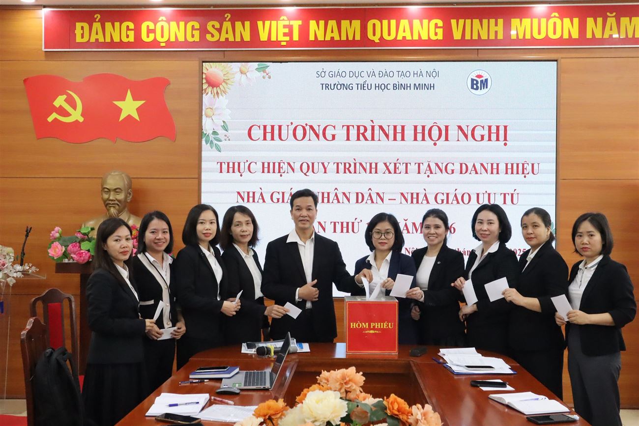 CÔNG BỐ DANH SÁCH VÀ LẤY Ý KIẾN NHÂN DÂN VỀ XÉT TẶNG DANH HIỆU “NHÀ GIÁO NHÂN DÂN”, “NHÀ GIÁO ƯU TÚ” LẦN THỨ 17 NĂM 2026