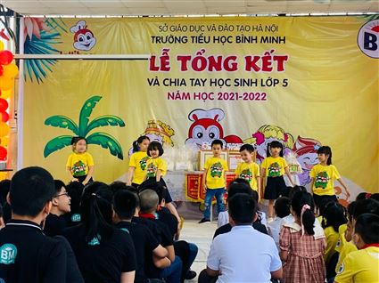 LỄ TỔNG KẾT NĂM HỌC VÀ CHIA TAY HỌC SINH KHỐI NĂM  NĂM HỌC 2021-2022