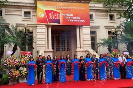 THAM GIA NGÀY HỘI SÁCH TẠI THƯ VIỆN QUỐC GIA VIỆT NAM